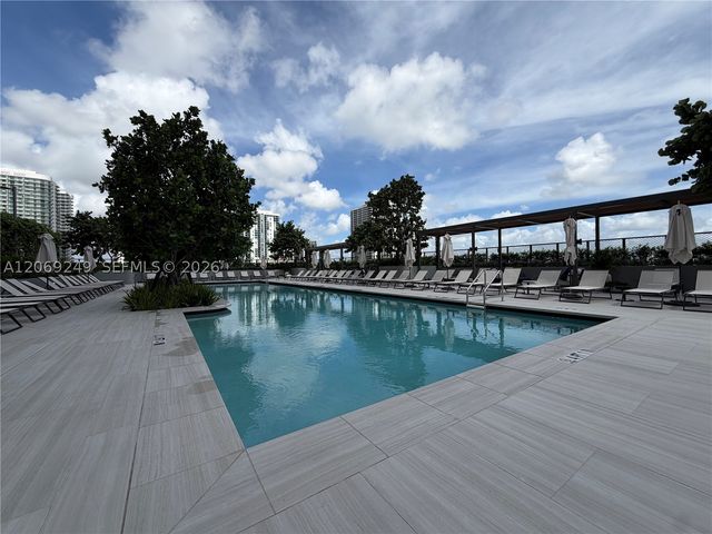 1400 Biscayne Blvd 1807, Miami, FL 33132