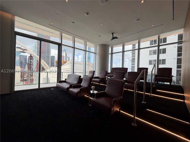 1400 Biscayne Blvd 1807, Miami, FL 33132
