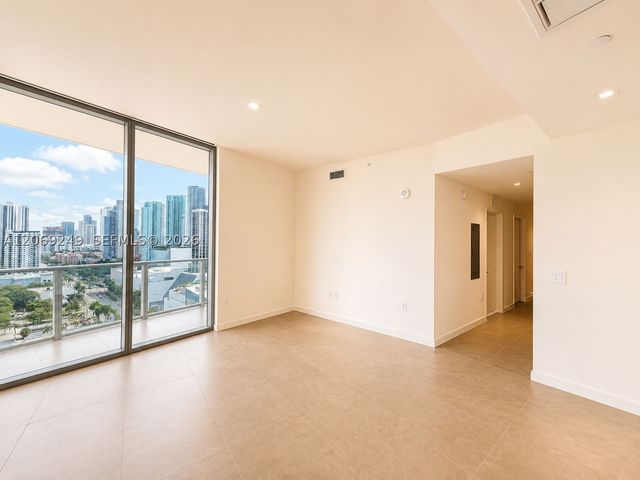 1400 Biscayne Blvd 1807, Miami, FL 33132