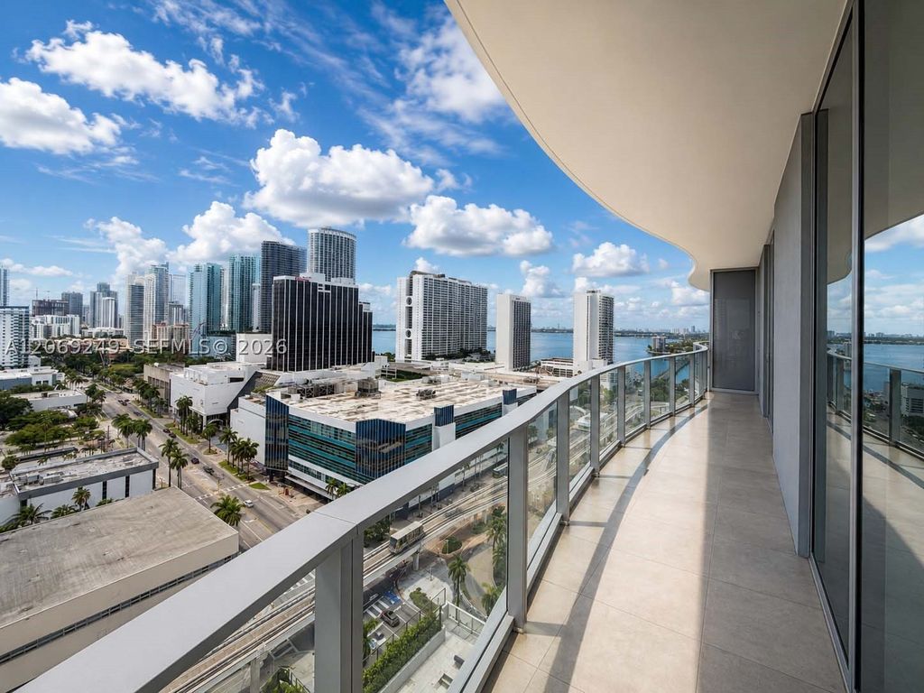 1400 Biscayne Blvd 1807, Miami, FL 33132