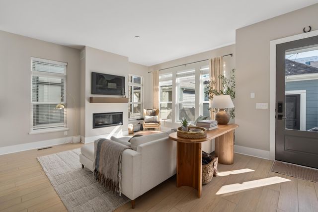 1116 Edgehill Road, Columbus, OH 43212