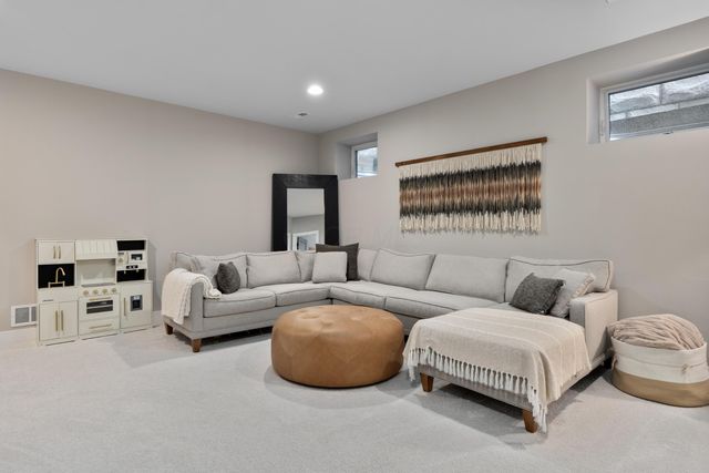 1116 Edgehill Road, Columbus, OH 43212