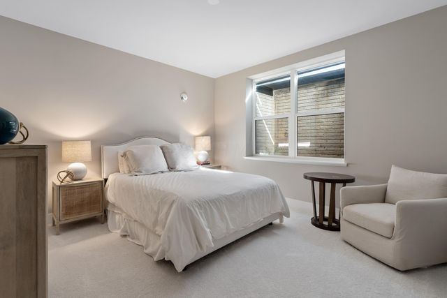 1116 Edgehill Road, Columbus, OH 43212