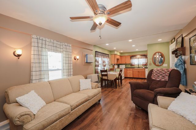 7 Grenier Boulevard, Londonderry, NH 03053