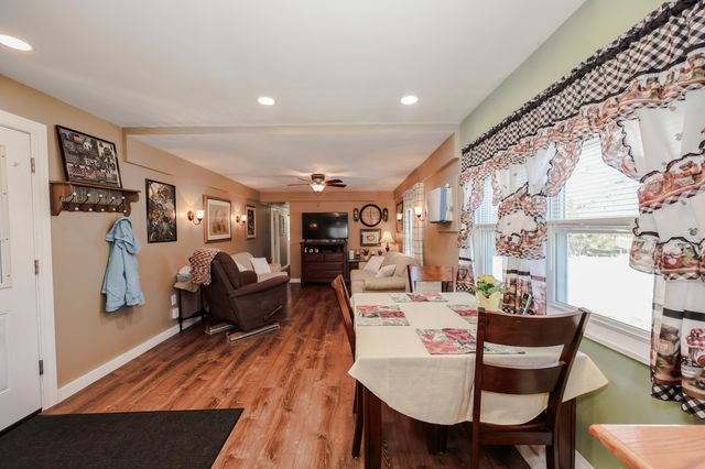 7 Grenier Boulevard, Londonderry, NH 03053