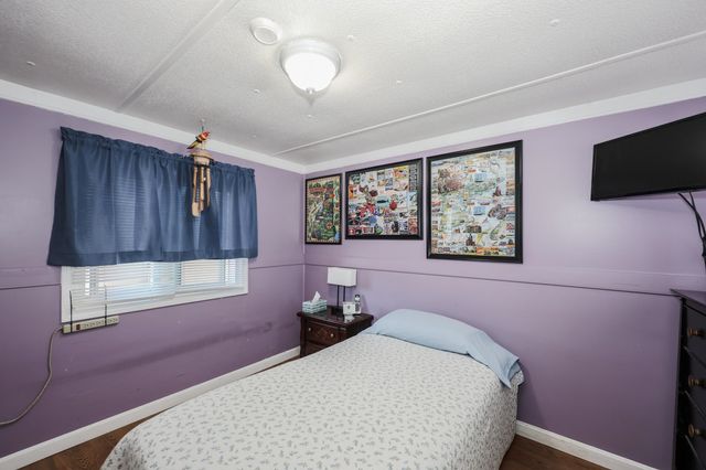 7 Grenier Boulevard, Londonderry, NH 03053