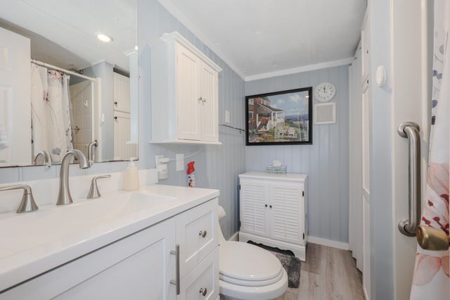 7 Grenier Boulevard, Londonderry, NH 03053