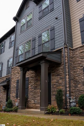 17 Rollins Avenue, Greenville, SC 29607