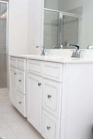 17 Rollins Avenue, Greenville, SC 29607