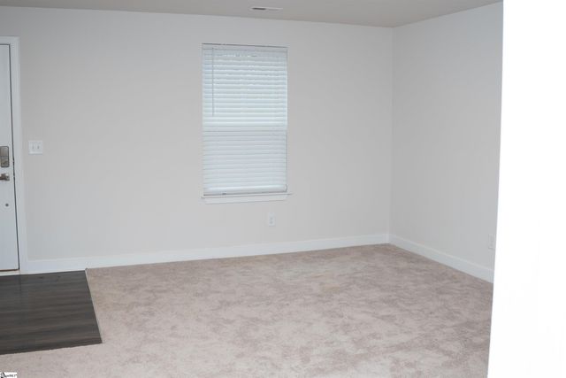 17 Rollins Avenue, Greenville, SC 29607