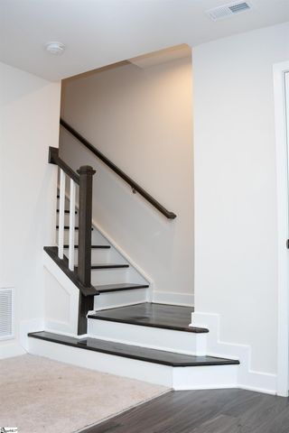 17 Rollins Avenue, Greenville, SC 29607