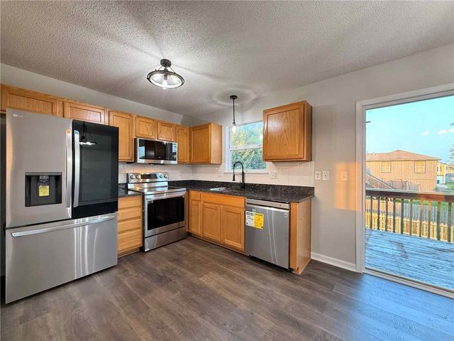 17141 Jessica Street, Gardner, KS 66030