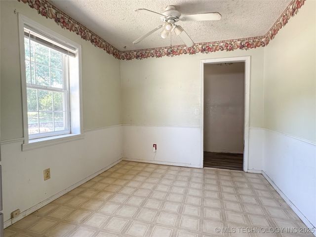 129 Country Aire, Mcalester, OK 74501