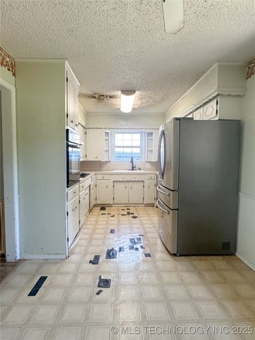129 Country Aire, Mcalester, OK 74501