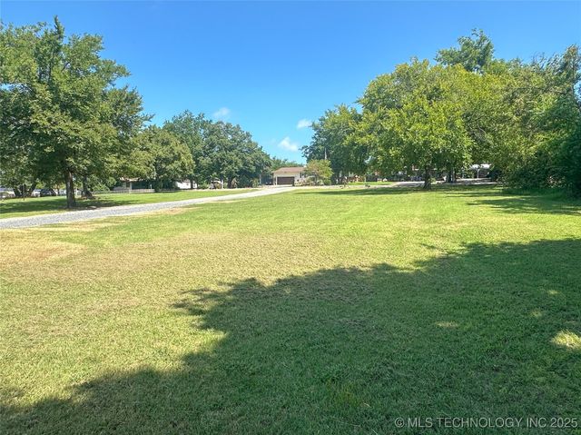 129 Country Aire, Mcalester, OK 74501