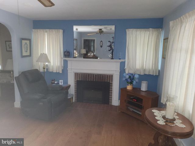 832 EVANSON RD, Hockessin, DE 19707