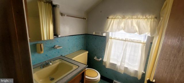 832 EVANSON RD, Hockessin, DE 19707