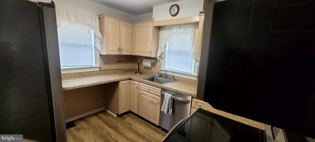 832 EVANSON RD, Hockessin, DE 19707