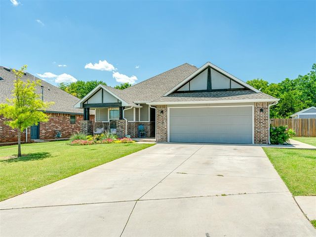 300 Mountain Laurel Way, Noble, OK 73068