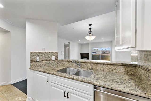 908 S Ardmore Avenue 304, Los Angeles, CA 90006
