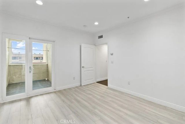 908 S Ardmore Avenue 304, Los Angeles, CA 90006