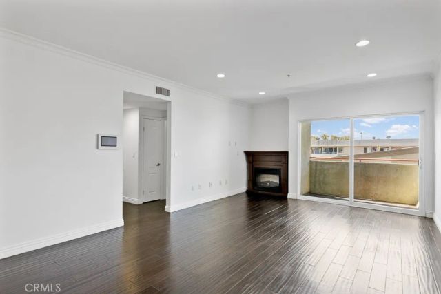 908 S Ardmore Avenue 304, Los Angeles, CA 90006