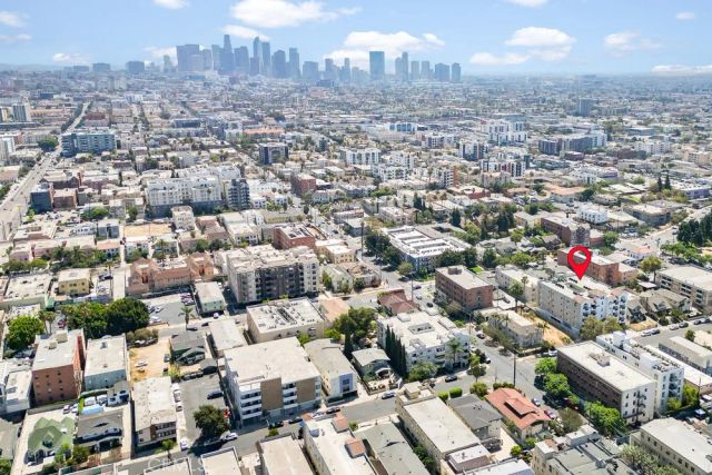 908 S Ardmore Avenue 304, Los Angeles, CA 90006