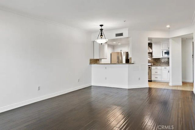 908 S Ardmore Avenue 304, Los Angeles, CA 90006