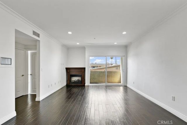 908 S Ardmore Avenue 304, Los Angeles, CA 90006