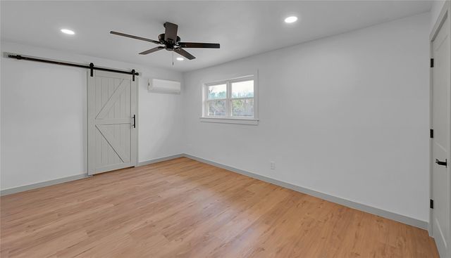 214 N Avenue P, Clifton, TX 76634