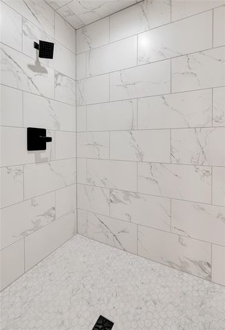 214 N Avenue P, Clifton, TX 76634