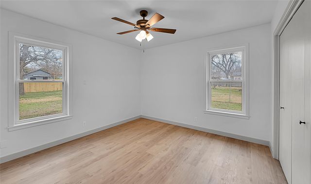 214 N Avenue P, Clifton, TX 76634