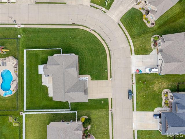519 Glendale Drive, Troy, IL 62294