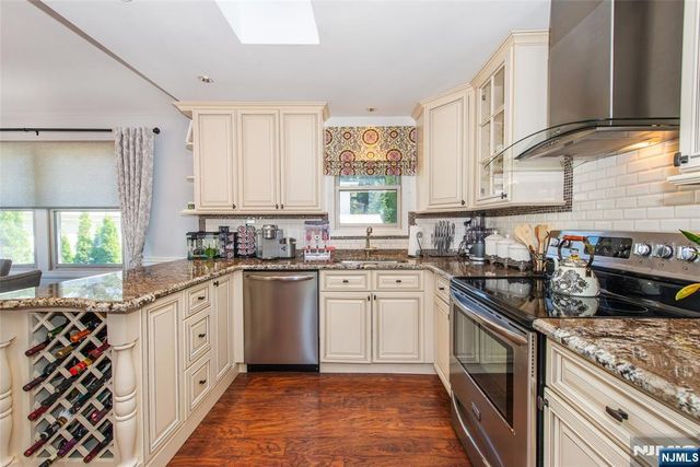 71 Cherokee Avenue, Rockaway Township, NJ 07866