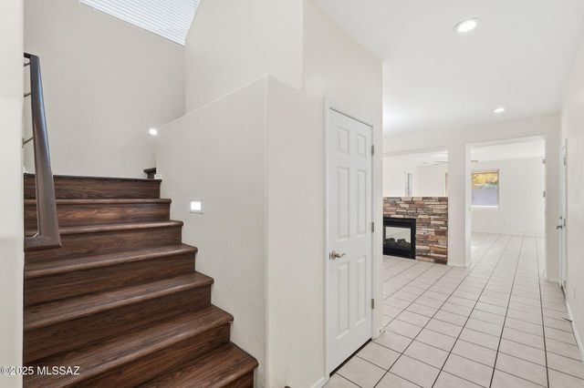 207 W Calle Matraca, Sahuarita, AZ 85629