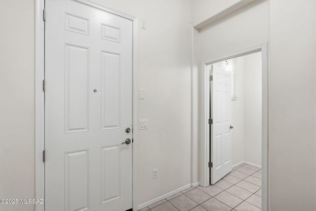 207 W Calle Matraca, Sahuarita, AZ 85629