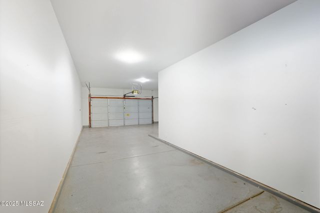 207 W Calle Matraca, Sahuarita, AZ 85629