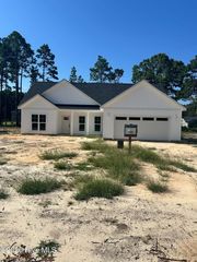 340 Libby Lane, Pinebluff, NC 28373