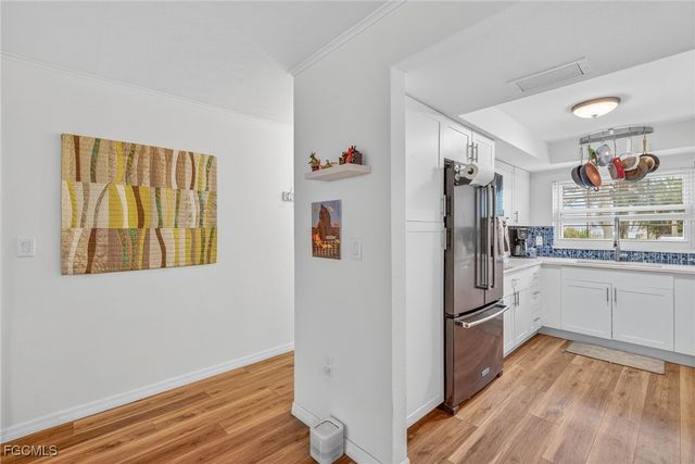 7025 New Post DR 4, North Fort Myers, FL 33917