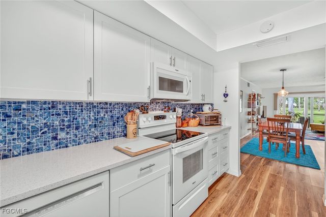 7025 New Post DR 4, North Fort Myers, FL 33917