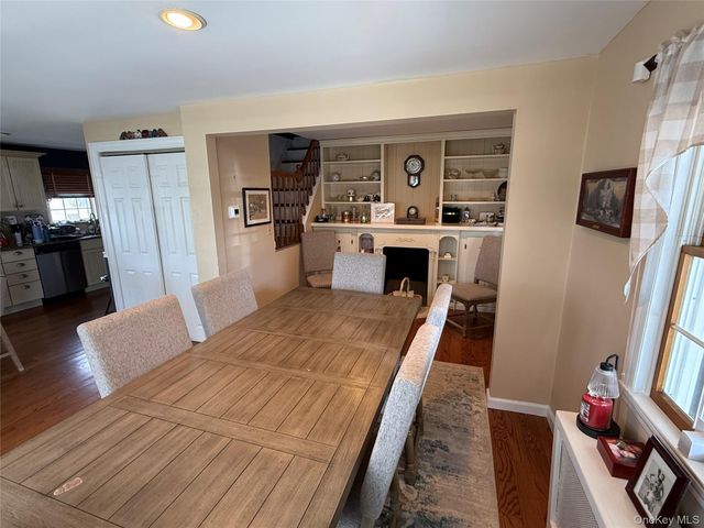 818 12th Street, West Babylon, NY 11704