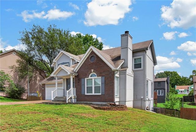 6529 NW Hidden Valley Road, Kansas City, MO 64152