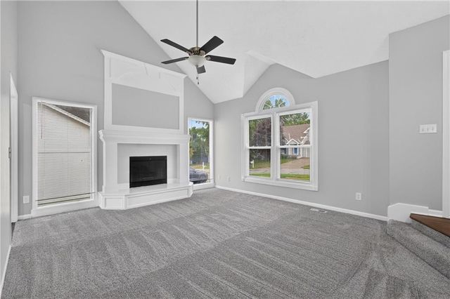 6529 NW Hidden Valley Road, Kansas City, MO 64152