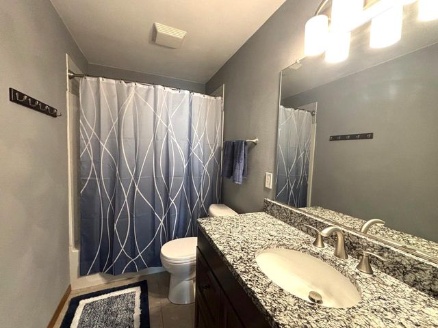 1905 MILLER LANE, Kaukauna, WI 54130