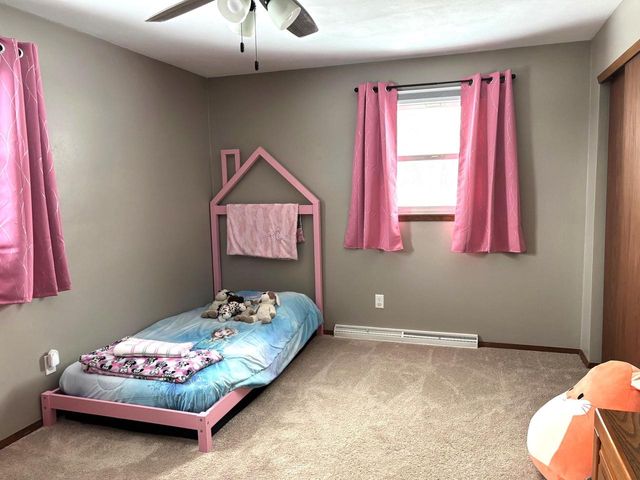 1905 MILLER LANE, Kaukauna, WI 54130