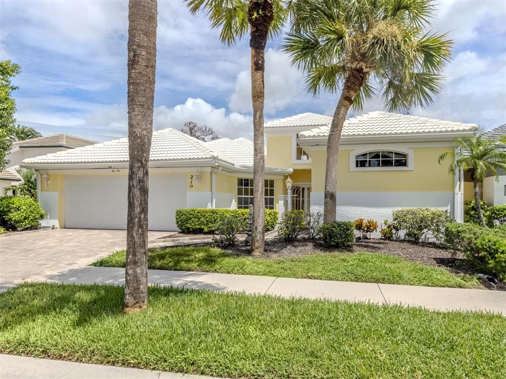 210 VESTAVIA DRIVE, Venice, FL 34292