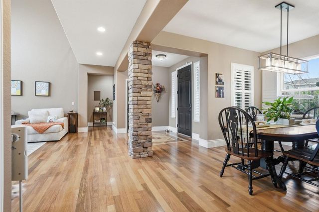 2618 Corral Way, Riverbank, CA 95367