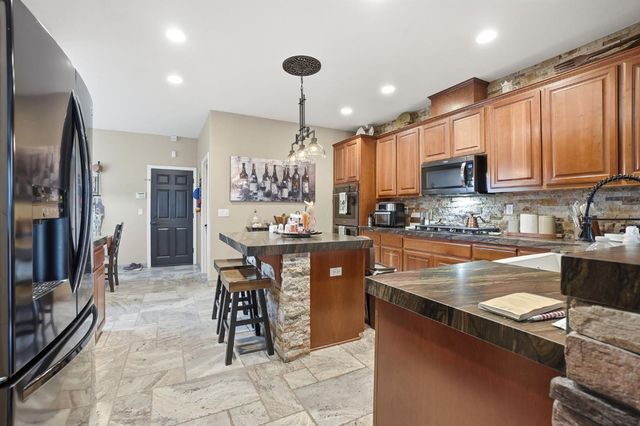 2618 Corral Way, Riverbank, CA 95367