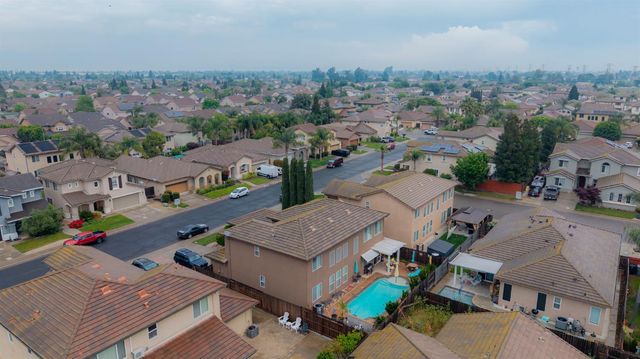 2618 Corral Way, Riverbank, CA 95367