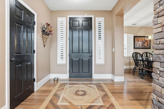 2618 Corral Way, Riverbank, CA 95367